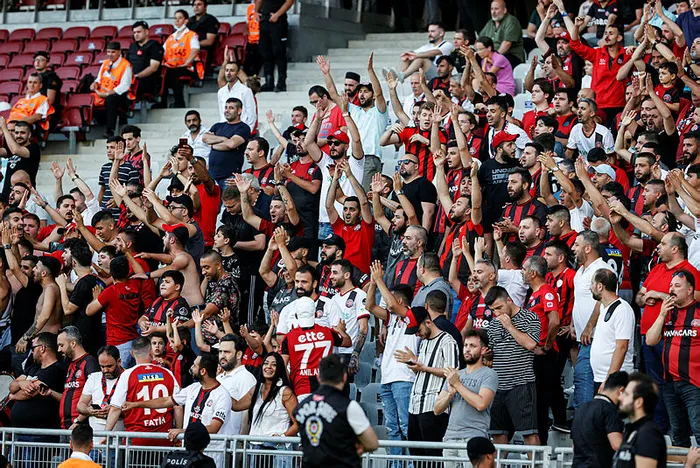karagumruk-alanyaspor-canli-anlatim-1659893075205.jpg Fatih Karagümrük: 2 - Alanyaspor: 4 (Maç sonucu özet) - 4