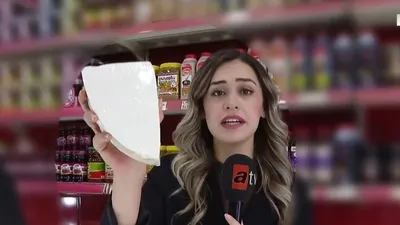 Gıda sahtekarları sütsüz peynir üretmiş
