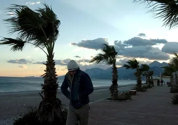Meteorolojiden Doğu Akdeniz'e fırtına uyarısı