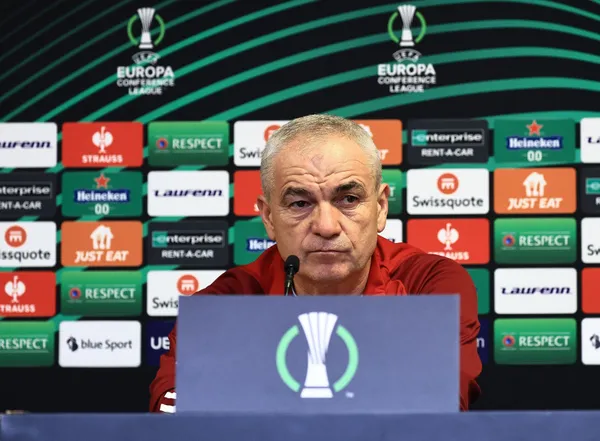 Beşiktaş’ta kabus gibi sezon! Görevine son verilen Rıza Çalımbay’dan bomba gibi sözler: Onların dediğini yapmadım