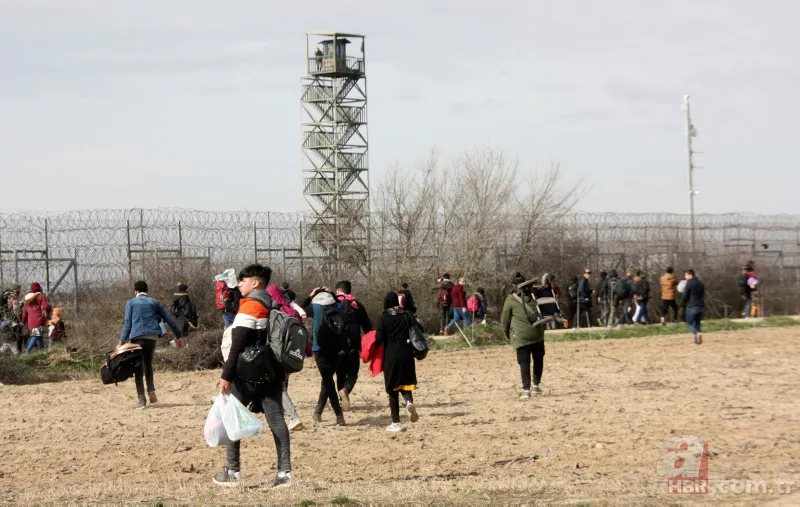 Kalleş saldırı sonrası Türkiye kapıları açtı! Edirne'de göçmenler Yunanistan sınırına yürüyor 10
