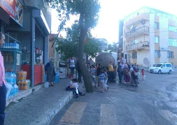 İzmir'de vatandaşın su çilesi