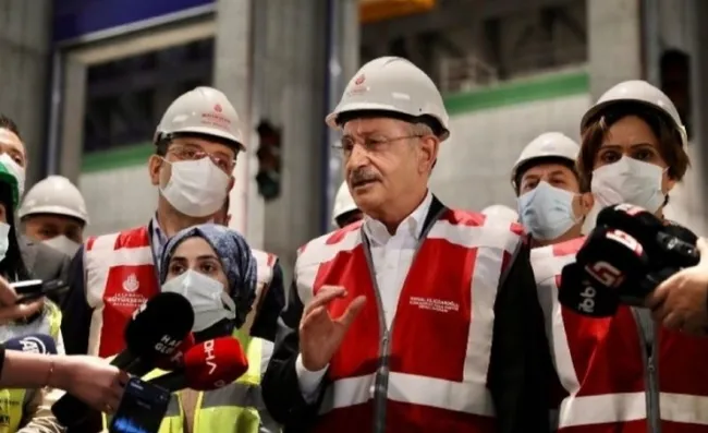 CHP’li Kılıçdaroğlu’nun yanında baretsiz çekilen kare dikkat çekti: Fotoğraf için baretler çıkartılmış - 3