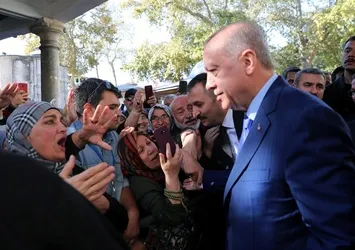Başkan Erdoğan'a Eyüp Sultan’da sevgi seli