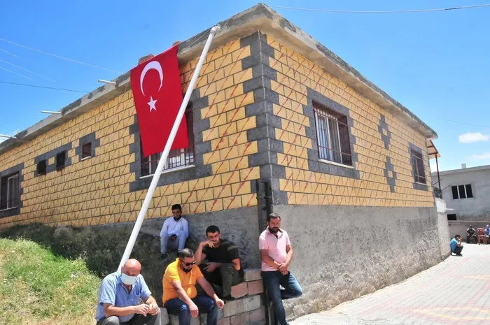 Mardin'de askeri araca kalleş saldırı: Piyade Astsubay Çavuş Cihan Çiftçibaşı şehit oldu - 3