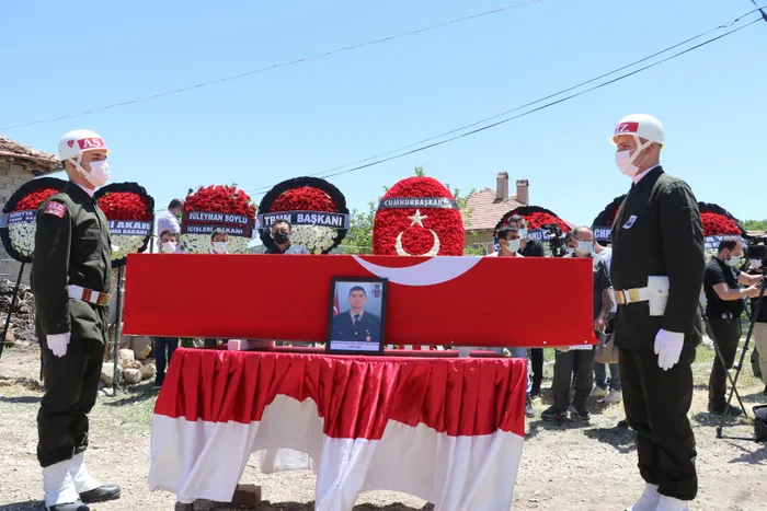 ’Pençe-Yıldırım Harekatı’ şehidi Isparta’da son yolculuğa uğurlandı