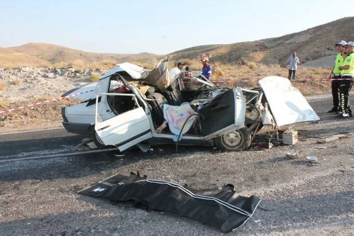 Aksaray’daki feci kazada anne ve oğlu öldü, eşi ve 2 çocuğu yaralandı