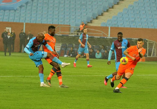 Son dakika: Trabzonspor 1-1 Medipol Başakşehir MAÇ SONUCU