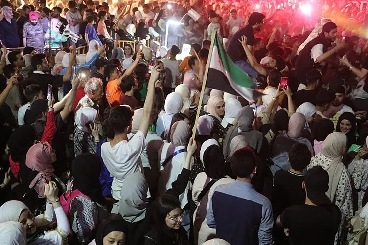 ABD Suriye’ye yaptırımları kaldırdı! Karar sonrası Şam’da coşkulu kutlama