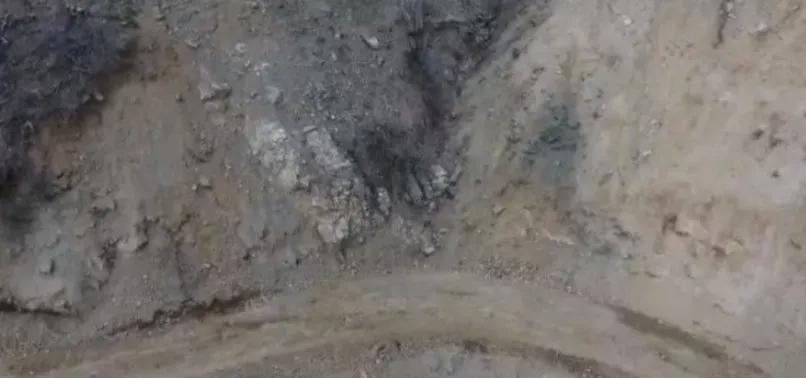 Bitlis'te PKK'nın toprağa gizlediği 4 el yapımı patlayıcı imha edildi