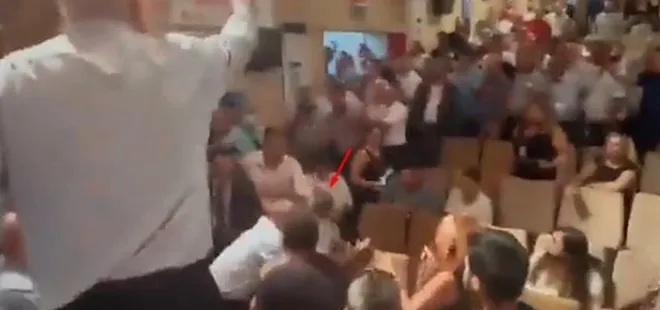 CHP’de kim kime dum duma! Gebze, Çiğli, Karabağlar ve Edremit kongrelerinde küfürler hakaretler havada uçuştu