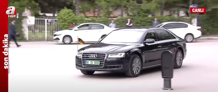 Sabah ve A Haber’i susturma operasyonu! Alman polisi Türk gazetecilerin evlerine baskın düzenledi