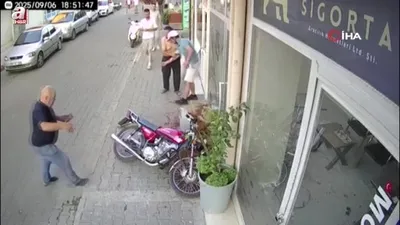 Motosiklet iş yerine girdi