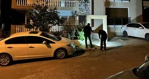 Kanlar içerisinde evinin bulunduğu apartmana sığındı