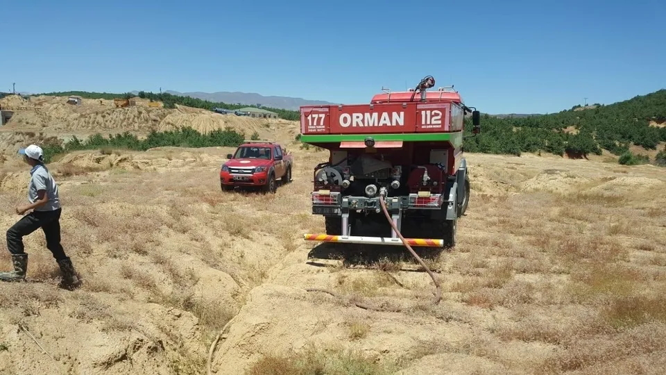 SON DAKİKA: Bingöl'de orman yangını