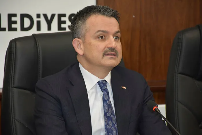 Bayramın 3. gününde kurban pazarları! Elde kalan kurbanlıklar ne olacak?