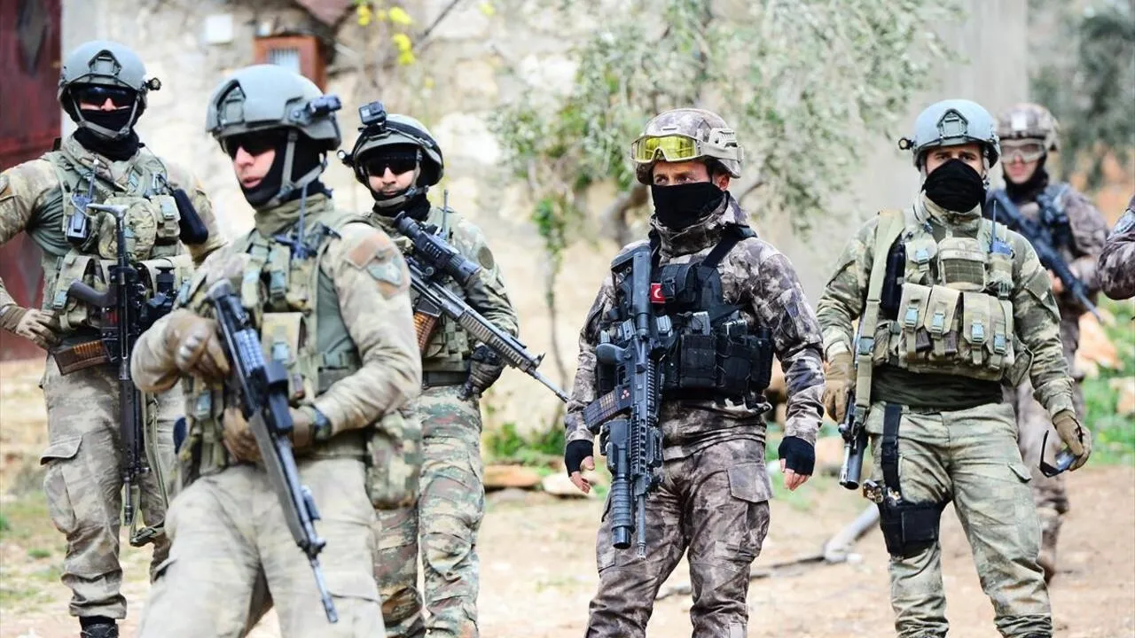 Barış Pınarı Harekatı’nda JÖH ve PÖH timleri sahaya iniyor