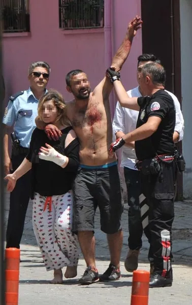 Elindeki bıçakla sokakta dehşet saçtı! - 1