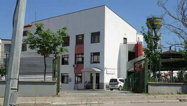 Kocaeli'de sağlık ocağından koronavirüs aşıları çalındı - 1