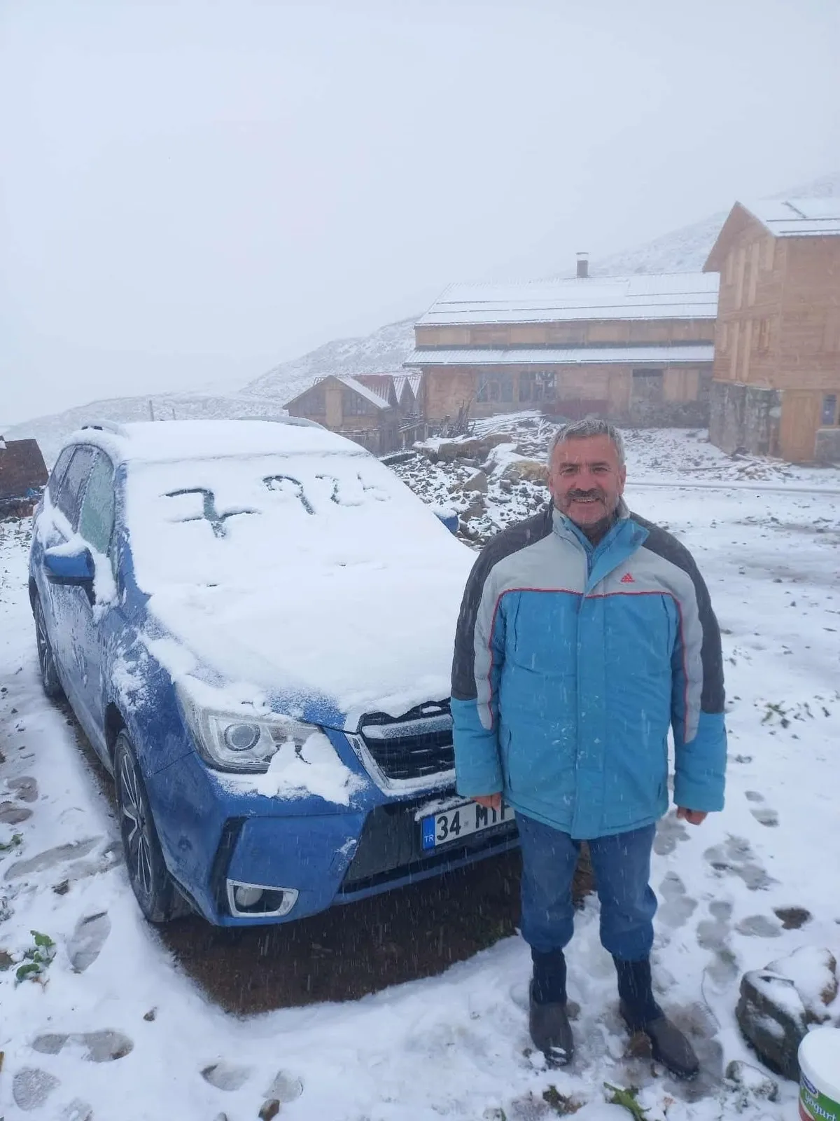 Kış bu yıl erken geldi! Bir kentte sıcaklık -5 dereceye düştü, vatandaşlar şaşkına döndü - 1