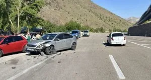 Malatya’da 2 otomobil çarpıştı: 1 yaralı