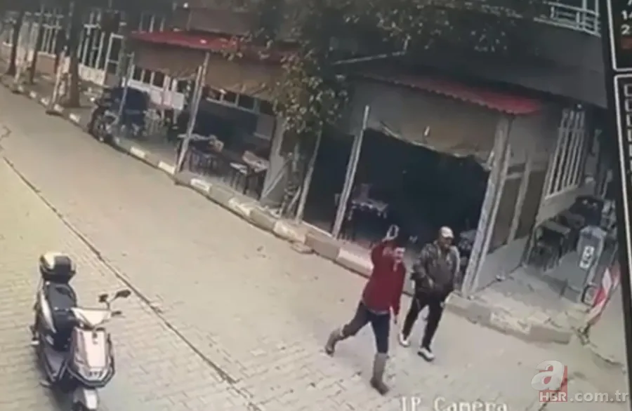 Edirne’de husumet kavgası kanlı bitti: Baba ve oğuldan silahlı saldırı! 1