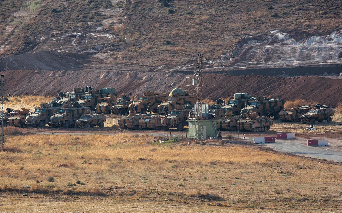Silopi'ye tank sevkiyatı