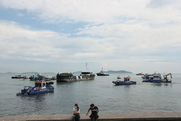 1623183120462.jpg Çevre ve Şehircilik Bakanı Murat Kurum'dan son dakika müsilaj açıklaması! Marmara Denizi eski haline nasıl dönecek? Kanal İstanbul'da son durum - 4