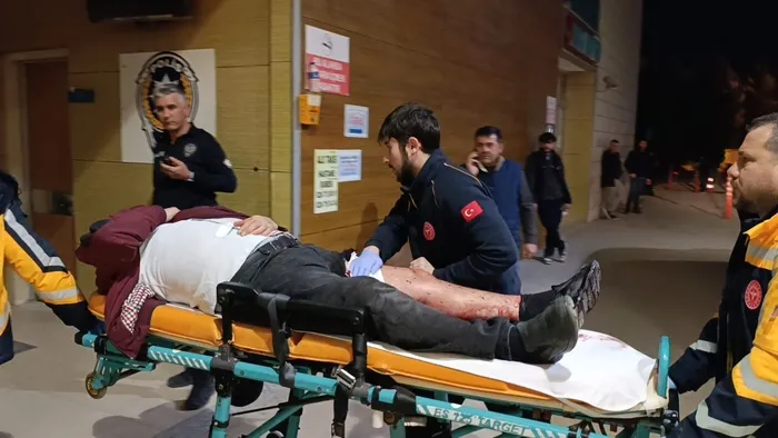 bursa-inegolde-aile-ici-tartisma-silahli-kavgaya-donustu-1-yarali-1767643471255.jpg Fotoğraf (DHA)