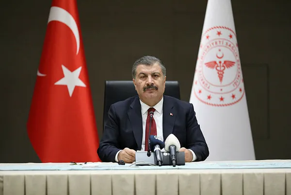 Son dakika: Sağlık Bakanı Fahrettin Koca’dan vaka artışlarıyla ilgili flaş açıklama: 40 katına çıktı! Yeniden kapanma olacak mı? Maske zorunluluğu yeniden gelir mi?