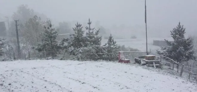 Kastamonu’da mayıs ayında kar sürprizi! Her yer beyaza büründü