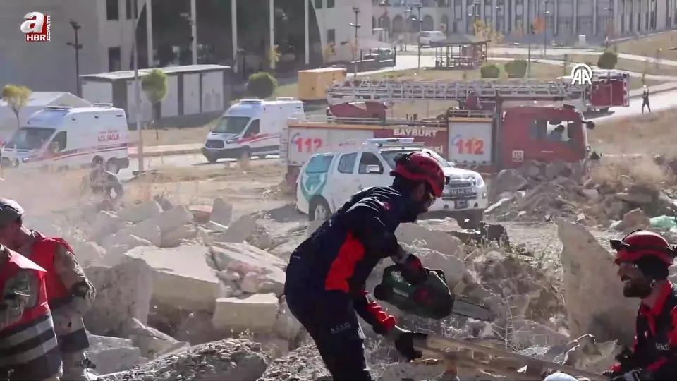 Bayburt’ta deprem tatbikatı yapıldı