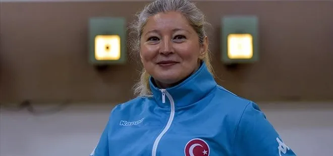 Paris 2024 Paralimpik Oyunları’nda Aysel Özgan’dan gümüş madalya