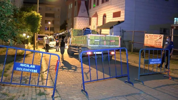 1624417119036.jpg Son dakika: Avcılar’da kolonları çatlayan bina tedbir amacıyla boşaltıldı - 2