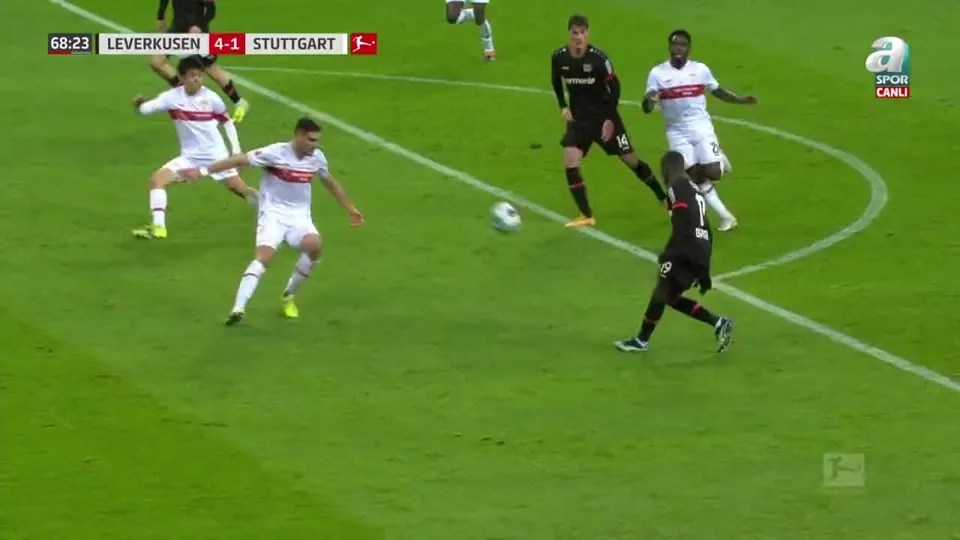 GOL | Leverkusen 4-1 Stuttgart