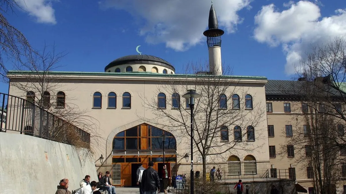 Stockholm Camisi'ne ırkçı saldırı