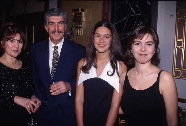 Zeynep Korel ve Bergüzar Korel arasında barış imzalandı! İşte husumeti bitiren görüşme