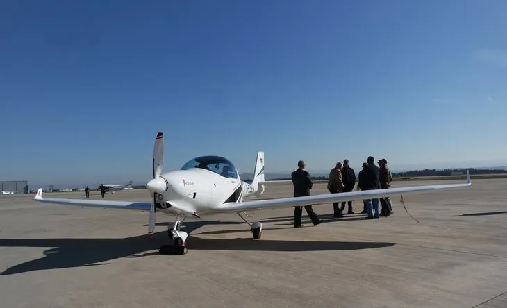 Üretimi Bursa’da yapılacak yerli eğitim uçağı tanıtıldı