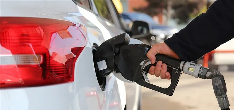 Akaryakıt fiyatlarına indirim gelecek mi? Brent petrolde sert düşüş! ABD'deki stok açıklaması piyasaları etkileyecek