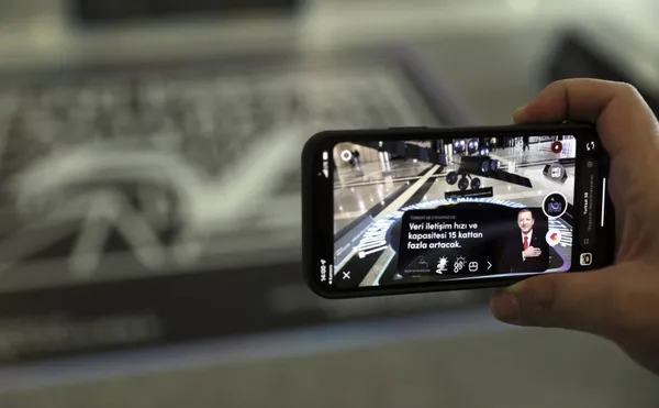 1648193188108.jpg Eğitimde metaverse dönemi geliyor! Milli Eğitim Bakanı Mahmut Özer hazırlıklara başlandığını duyurdu - 7