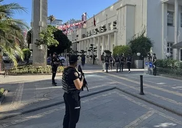 Büyükçekmece Belediye Başkan Vekili ve şoförü tutuklandı!
