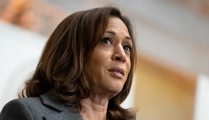 adayliktan-cekilen-bidena-istifa-cagrilari-baskanligi-da-uygun-degil-1721596458579.jpg Kamala Harris ʺAdaylığı hak etme ve kazanma niyetindeyimʺ dedi.