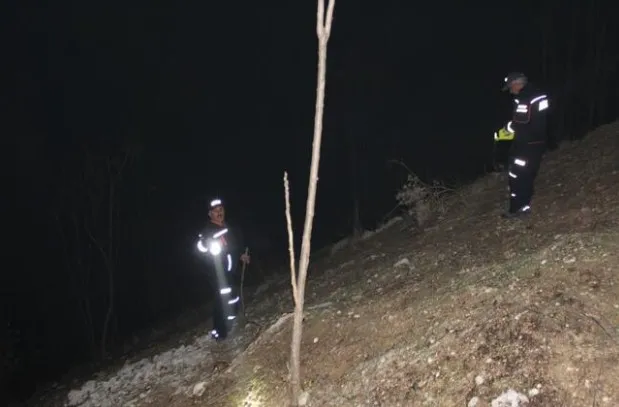Dere yatağından gelen çığlık sesleri ekipleri alarma geçirdi - 1