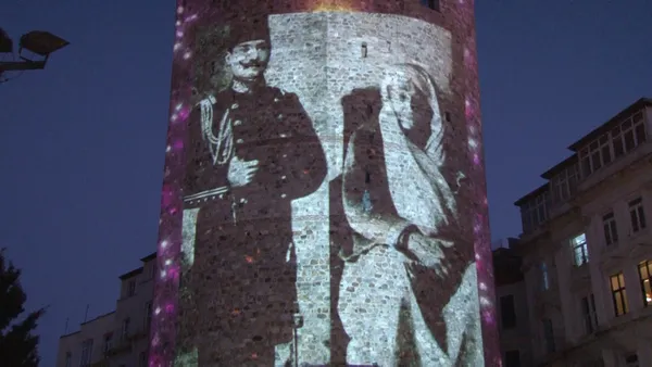 Galata Kulesi'nde ''Anneler Günü''ne özel kareler! Mustafa Kemal Atatürk ve Başkan Erdoğan detayı - 3
