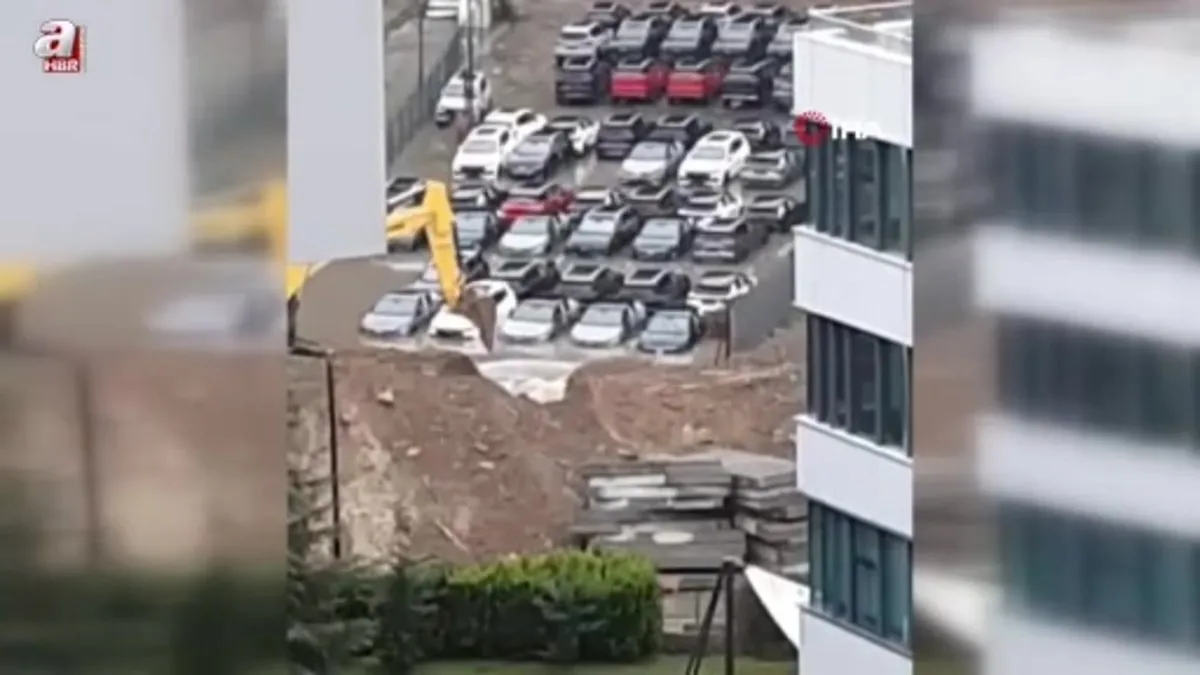 İstanbul'da lüks araçlar suya gömüldü