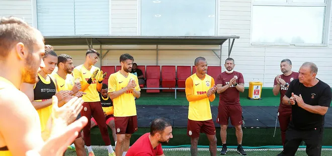 Galatasaray’da yaprak dökümü! Veda etti