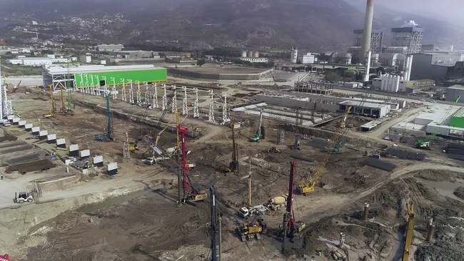 iskenderunda-25-milyar-dolarlik-celik-yatiriminda-son-duzluge-girildi-1618638342309.jpg İskenderun'da 2.5 milyar dolarlık çelik yatırımında son düzlüğe girildi - 1