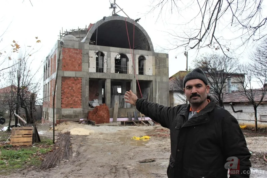 Bursalı kadınlar köydeki camilerini yaptırmak için ekmek yapıp satıyorlar 8