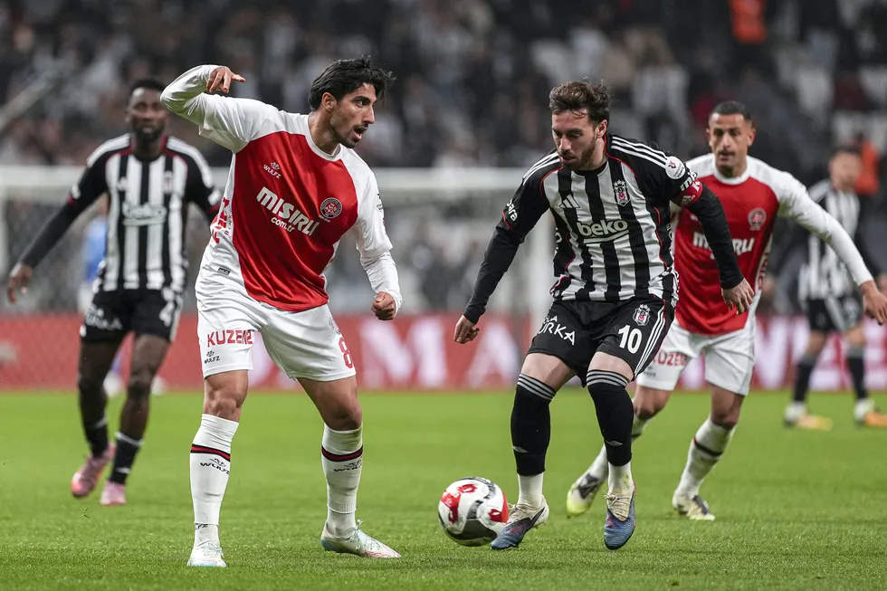 dolmabahcede-sessiz-gece-besiktas-karagumruk-ile-berabere-kaldi-1777316433014.jpg Dolmabahçe'de sessiz gece! Beşiktaş Karagümrük ile berabere kaldı - 1