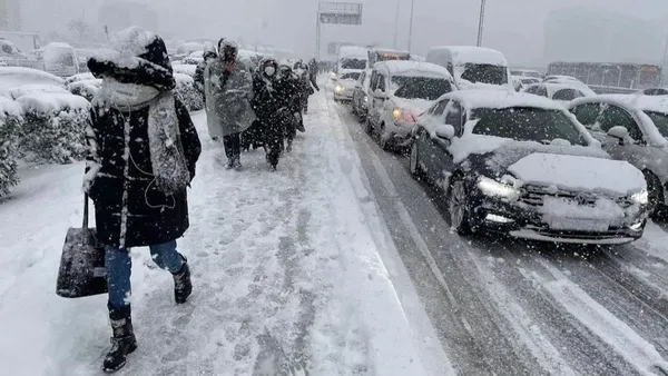 İstanbul'a kar yağacak mı? ⛄Uzman isim canlı yayında tarih verdi | Aralık ayı karla birlikte geliyor | Meteoroloji uyardı bu gece başlıyor - 9